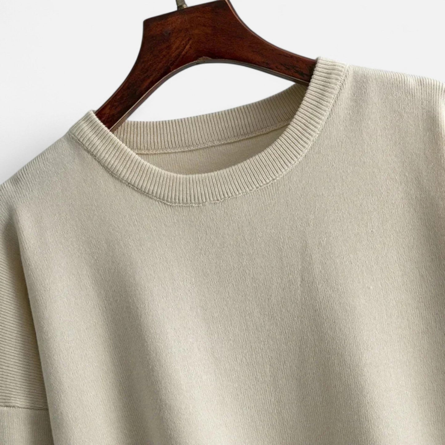 Echwear Women’s Knitted Two-Piece Set – Effortless Winter Poise