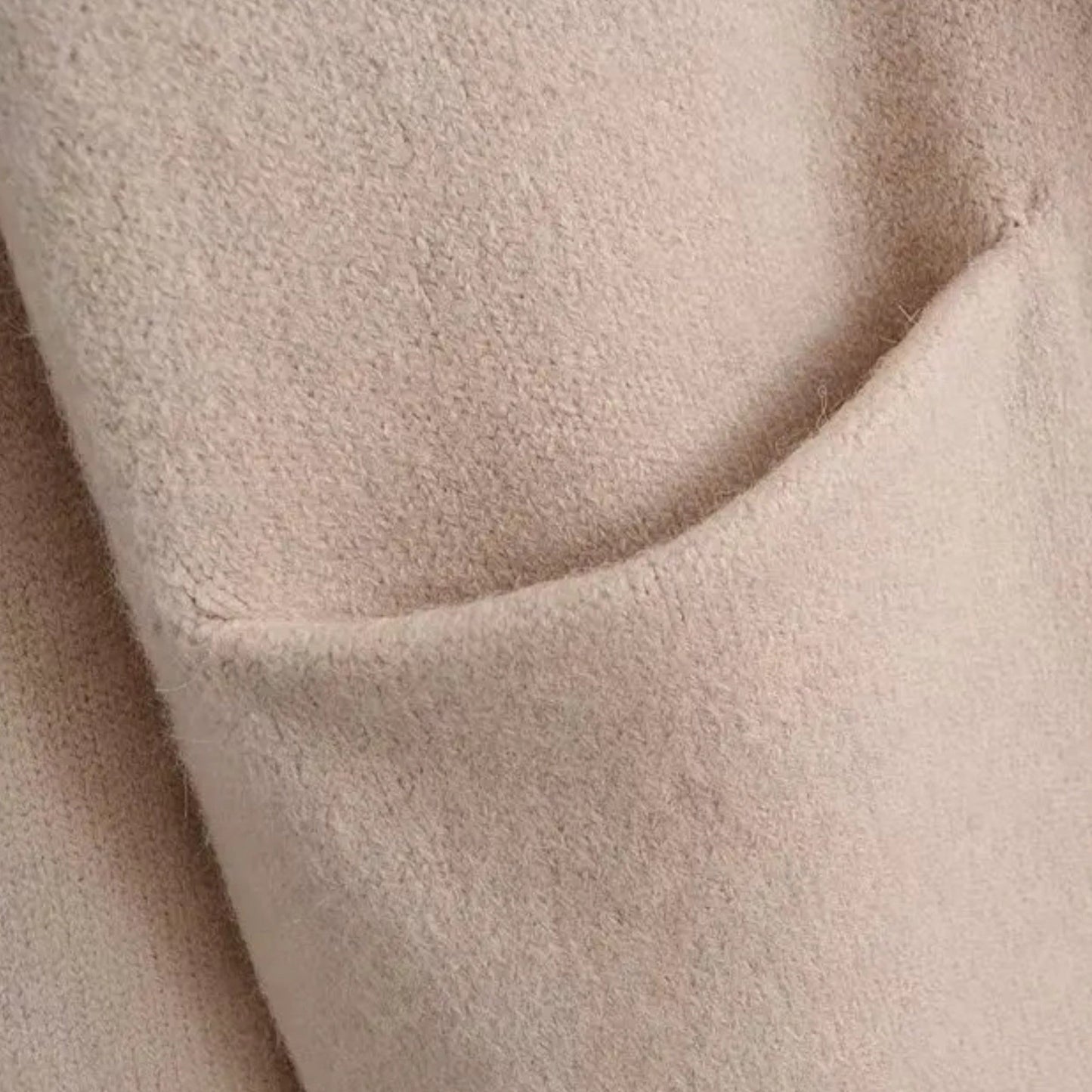 Echwear Women’s Thick Knit Cardigan – V-Neck Autumn Warmth