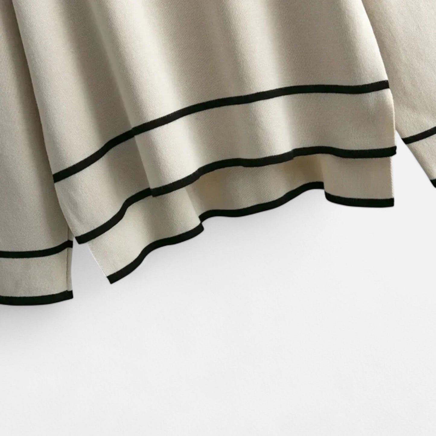 Echwear Women’s Knitted Two-Piece Set – Effortless Winter Poise