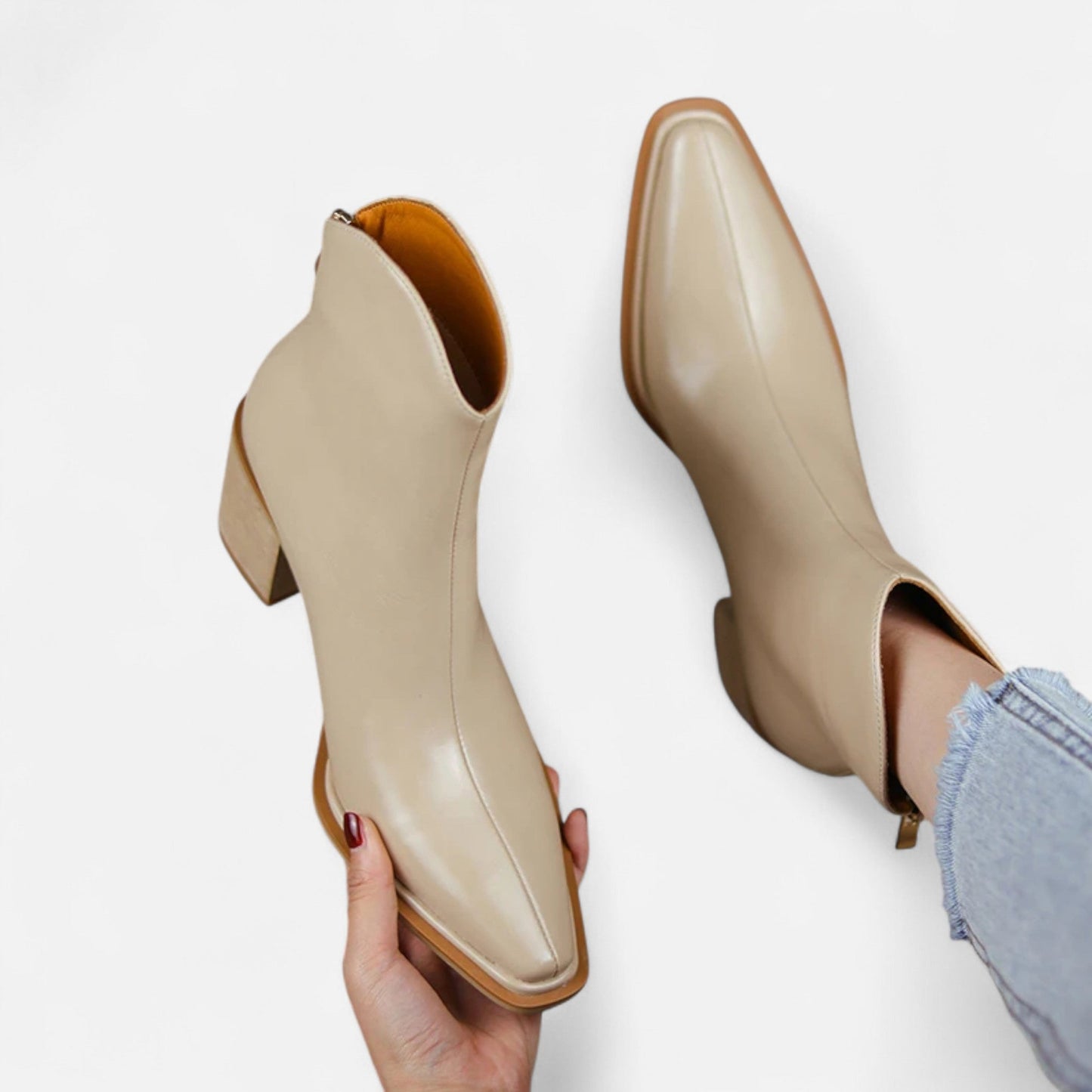 Echwear Women’s Pointed Toe PU Leather Heeled Boots