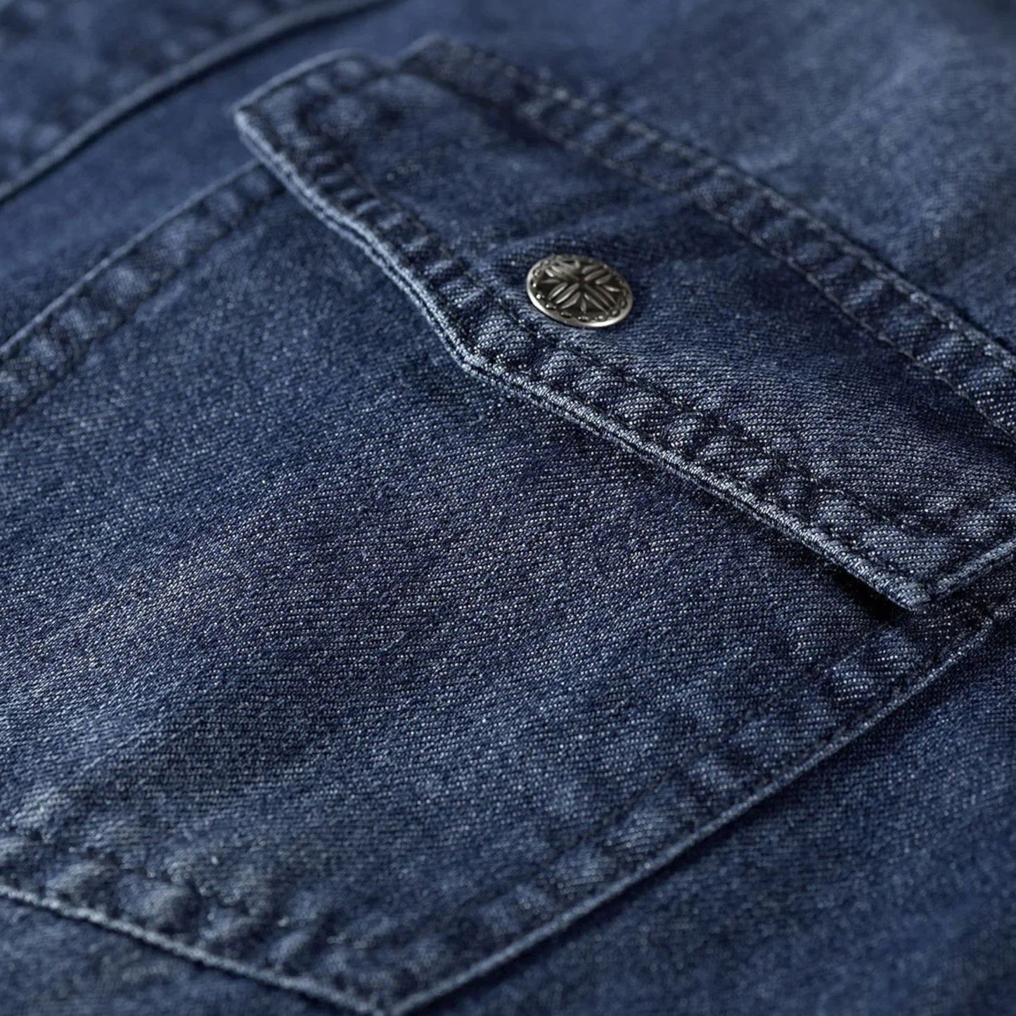 Echwear Men’s Loose-Fit Denim Shirt for Autumn/Winter