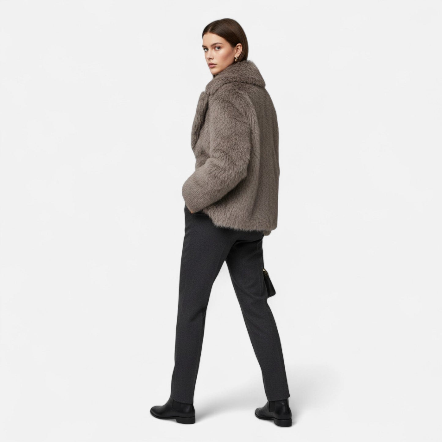 Echwear Women’s Faux Fur Coat – Winter Street Elegance